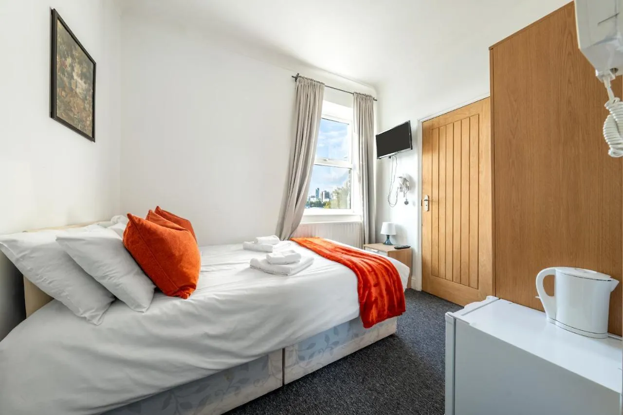 The Buross - Aldgate Aparthotel London United Kingdom